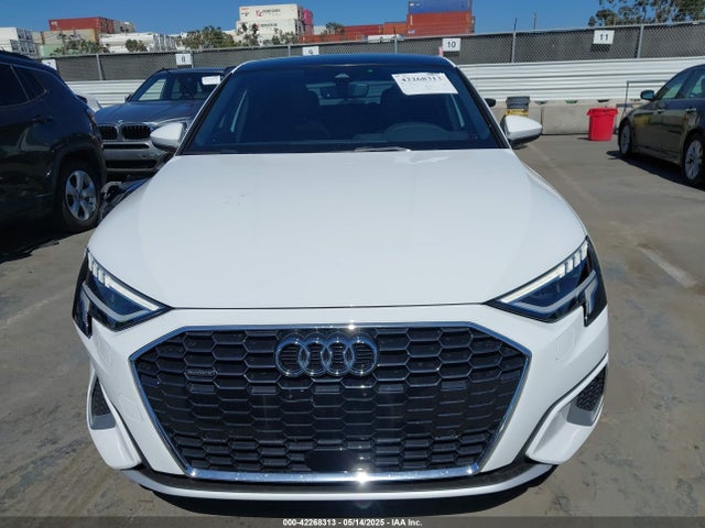 WAUGUDGY1RA066860 Audi 40 tfsi (2.0t)