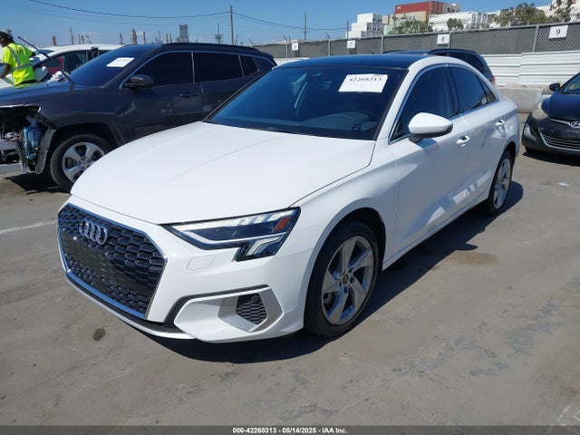 2024 AUDI A3 WAUGUDGY1RA066860 Photo 1