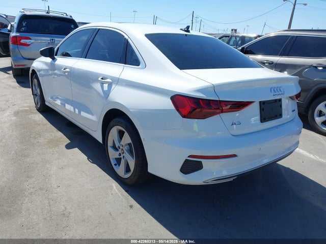 2024 AUDI A3 WAUGUDGY1RA066860 Photo 2
