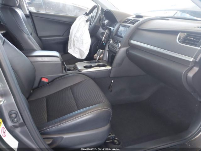 4T1BF1FK1EU422702 Toyota CAMRY SE