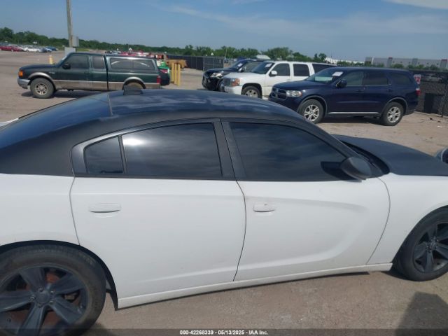 2C3CDXHG6FH789680 Dodge Charger Sxt