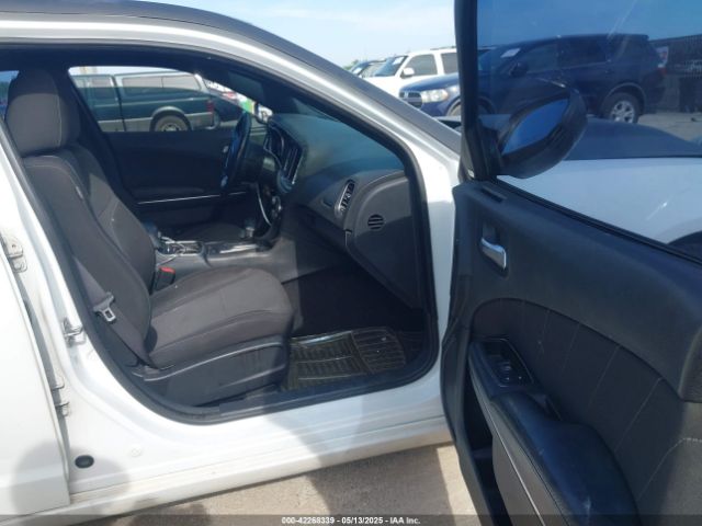 2C3CDXHG6FH789680 Dodge Charger Sxt