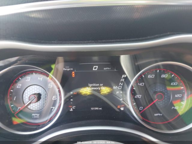 2C3CDXHG6FH789680 Dodge Charger Sxt