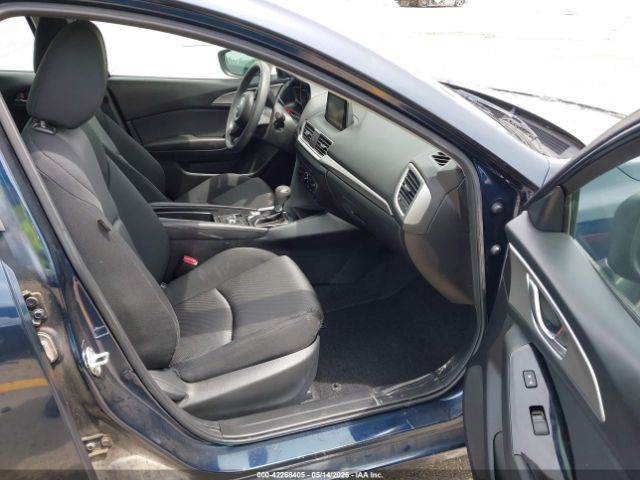 3MZBN1U77JM165952 Mazda Mazda3 Sport