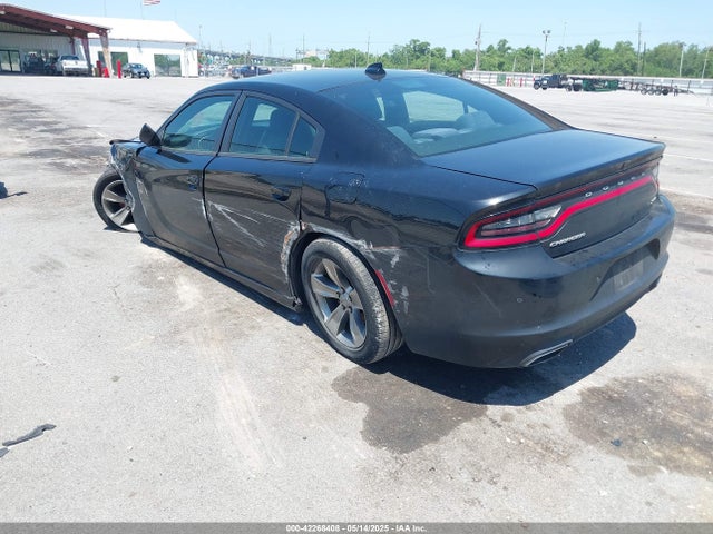 2C3CDXHG0JH152101 Dodge Charger Sxt Plus Rwd