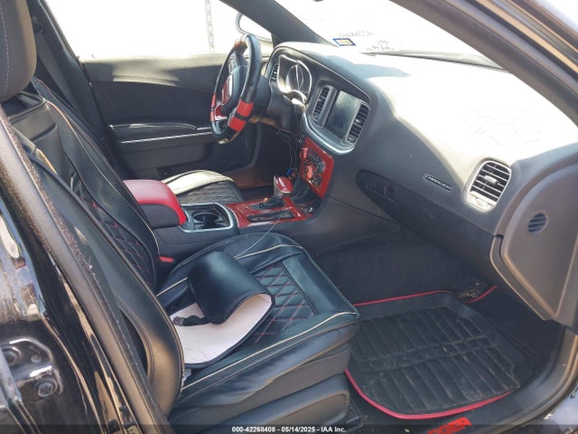 2C3CDXHG0JH152101 Dodge Charger Sxt Plus Rwd