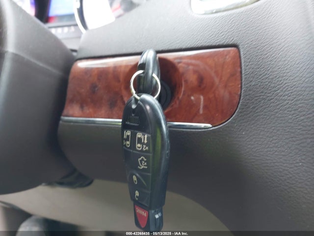 2C4RC1BG2FR609121 Chrysler Town & Country Touring