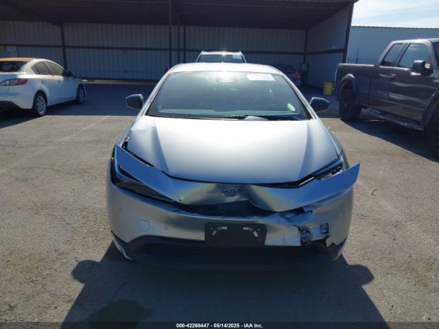 JTDACAAU8R3016221 Toyota Prius Le