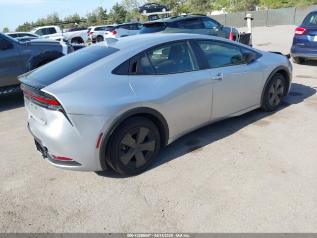 JTDACAAU8R3016221 Toyota Prius Le