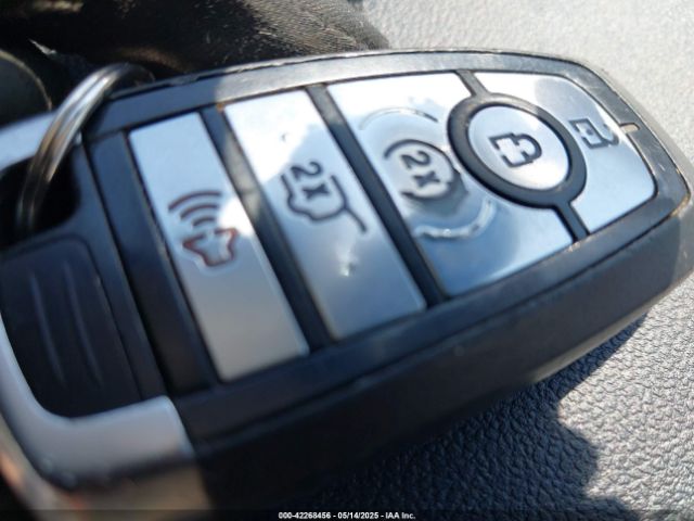 1FMCU9H91LUB86584 Ford ESCAPE SEL