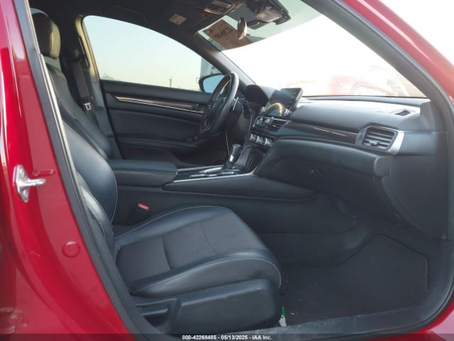 1HGCV1F31JA205829 Honda Accord Sport