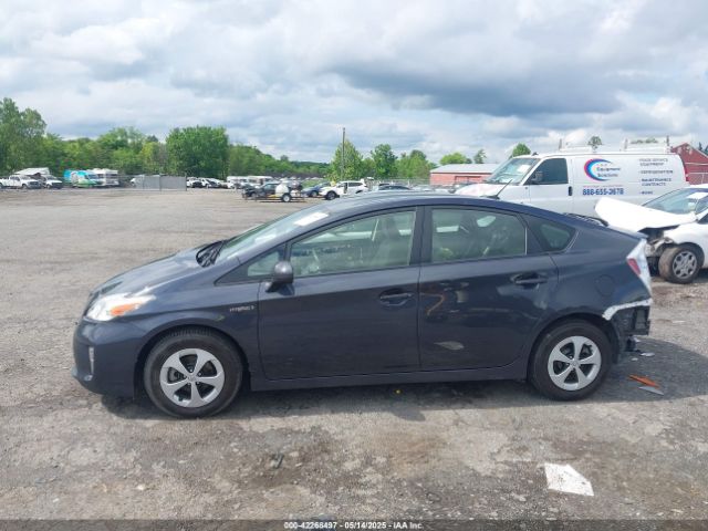 JTDKN3DUXE1816059 Toyota Prius