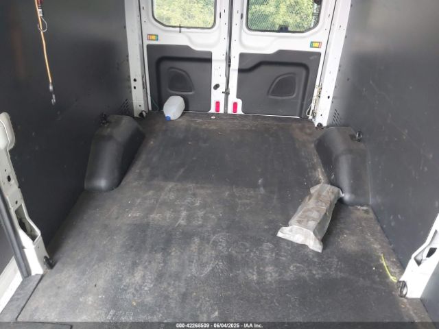 1FTNE2CM1FKA49464 Ford Transit-150