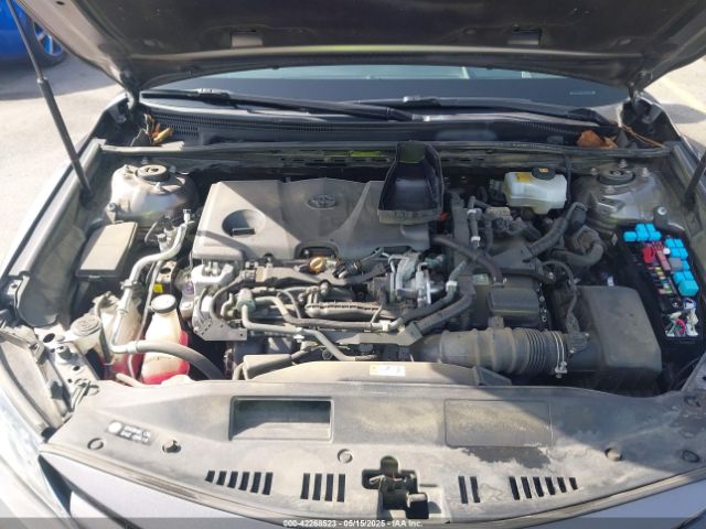 4T1B21HK6JU005868 Toyota Camry Hybrid Xle
