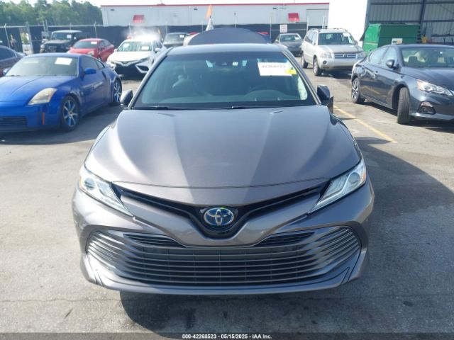 4T1B21HK6JU005868 Toyota Camry Hybrid Xle