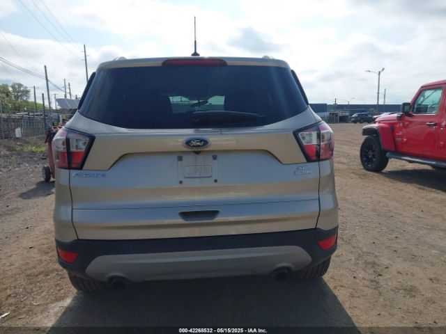 1FMCU0GD1JUB40638 Ford ESCAPE SE
