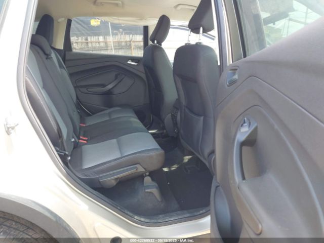 1FMCU0GD1JUB40638 Ford ESCAPE SE