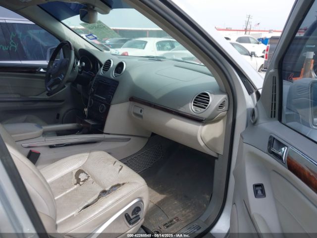 2011 MERCEDES-BENZ GL 550 4JGBF8GE2BA656815 Photo 4