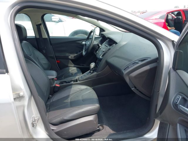 1FADP3F24GL295366 Ford Focus