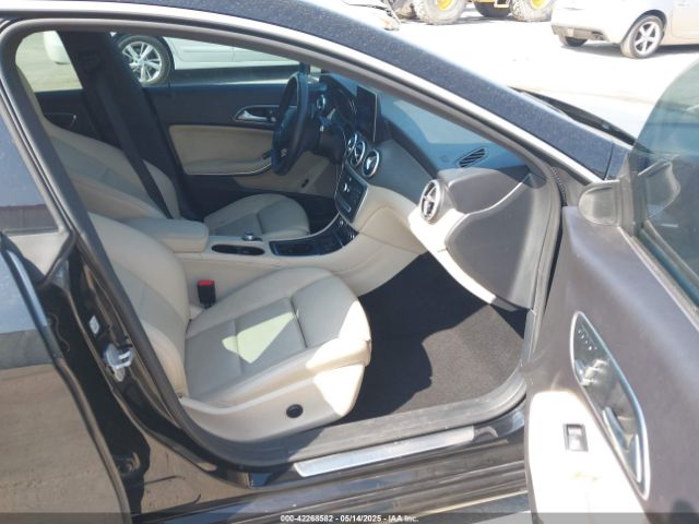 2018 MERCEDES-BENZ CLA 250 WDDSJ4EB1JN605355 Photo 4