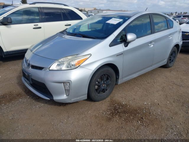JTDKN3DU6F0402509 Toyota Prius Two
