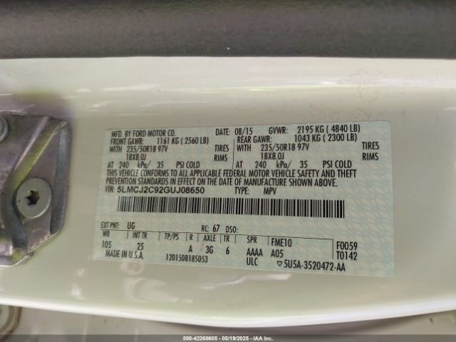 5LMCJ2C92GUJ08650 Lincoln MKC SELECT