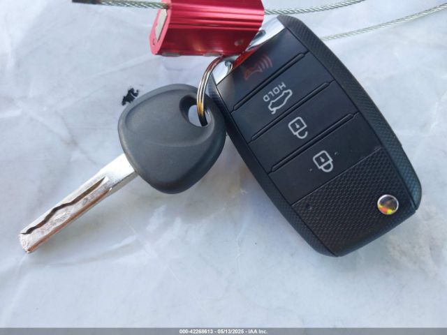 5XXGT4L34HG128304 KIA Optima Lx
