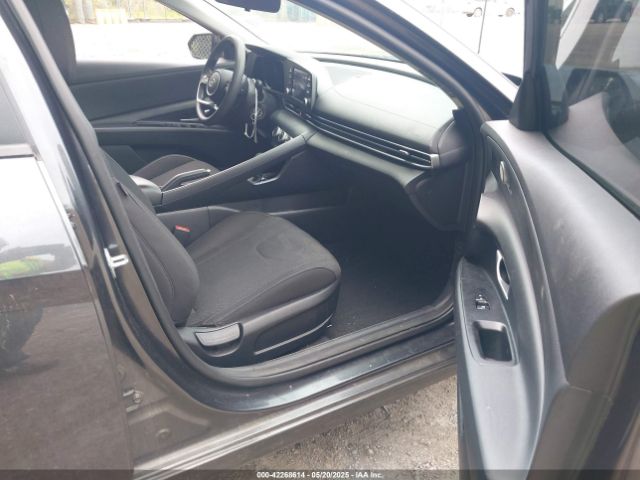 5NPLL4AG0MH034844 Hyundai ELANTRA SE