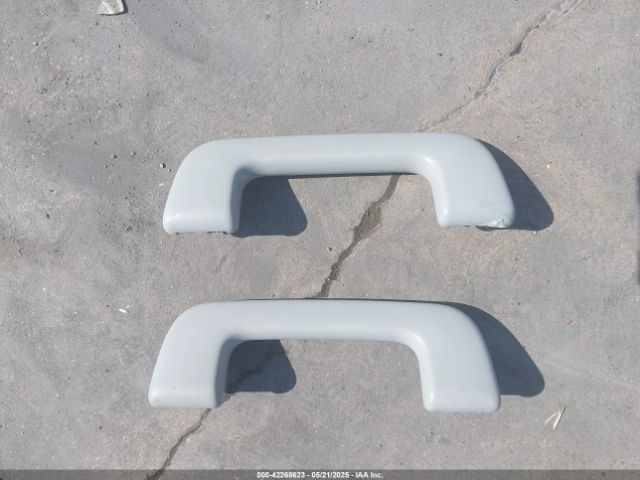 2T1BURHE3FC363621 Toyota COROLLA LE