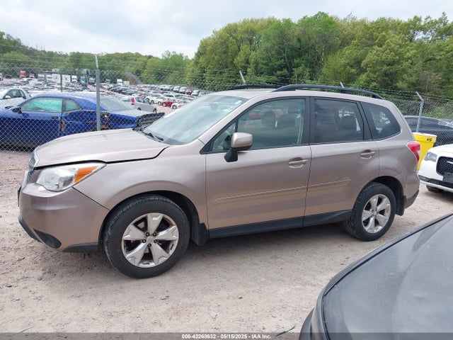 Subaru Forester 2.5i Premium 2014 JF2SJAEC2EH412588 Image 14