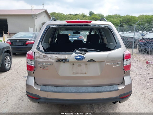 Subaru Forester 2.5i Premium 2014 JF2SJAEC2EH412588 Image 16