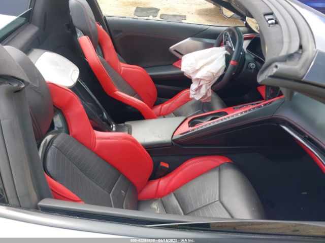 2021 CHEVROLET CORVETTE STINGRAY 1G1YC3D42M5114379 Photo 4