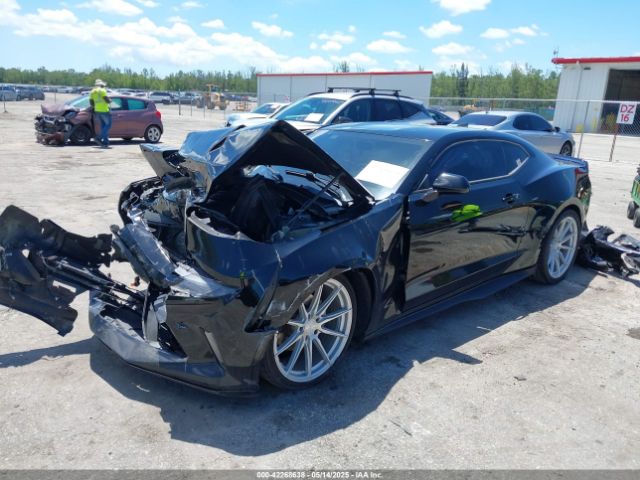 2018 CHEVROLET CAMARO 1G1FB1RX8J0184852 Photo 1