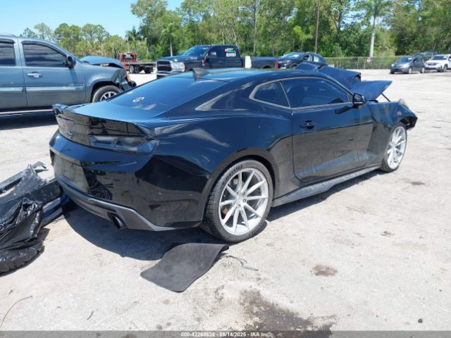 2018 CHEVROLET CAMARO 1G1FB1RX8J0184852 Photo 3