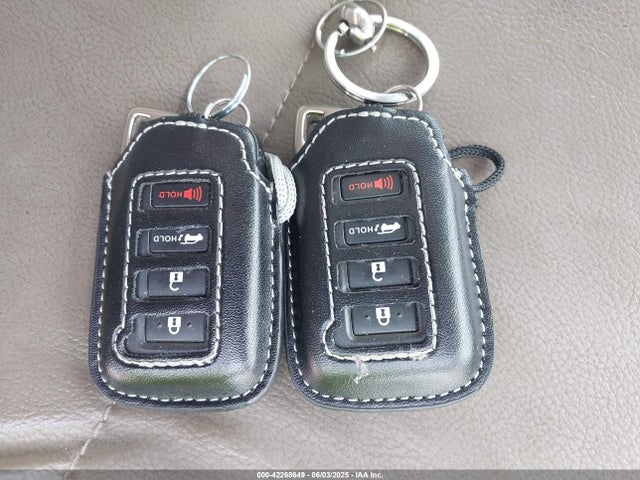 2T2HZMDA8MC264884 Lexus 2gr-fks