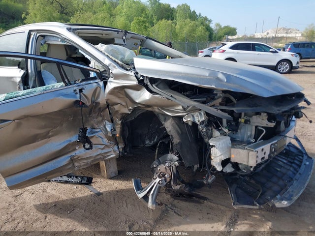 2T2HZMDA8MC264884 Lexus 2gr-fks