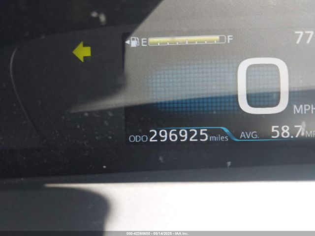JTDKARFU0K3098310 Toyota Prius L Eco