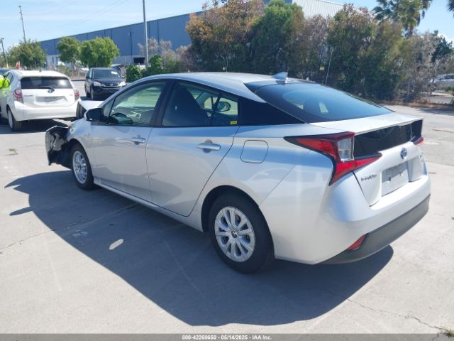 JTDKARFU0K3098310 Toyota Prius L Eco