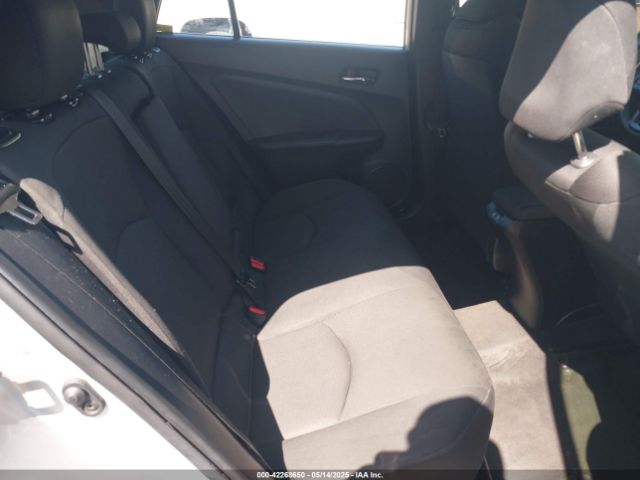 JTDKARFU0K3098310 Toyota Prius L Eco