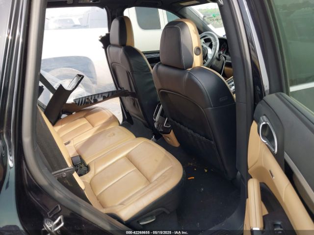 2016 PORSCHE CAYENNE WP1AA2A27GKA08400 Photo 7