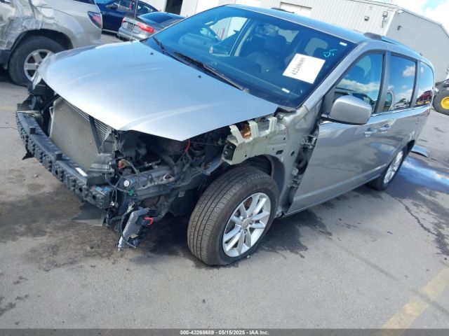 2C4RDGCG2JR207493 Dodge Grand Caravan Sxt