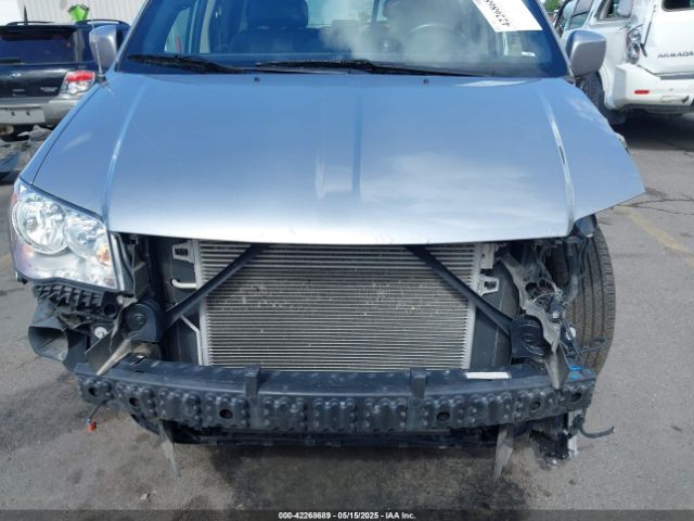 2C4RDGCG2JR207493 Dodge Grand Caravan Sxt