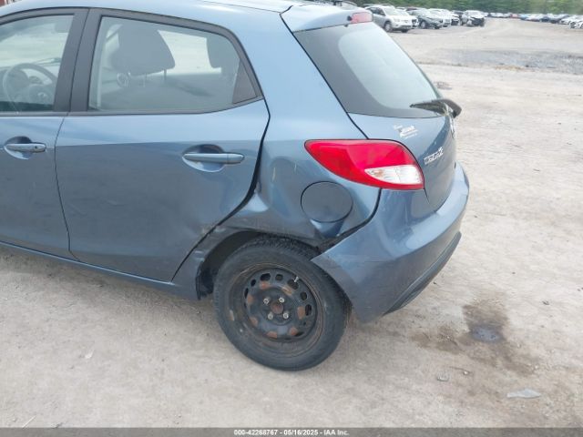 JM1DE1KZ2E0176480 Mazda Mazda2 Sport