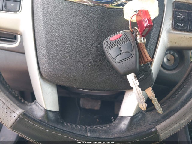 1C3CCBBB6EN153138 Chrysler 200