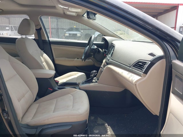 5NPD84LF6HH205905 Hyundai Elantra