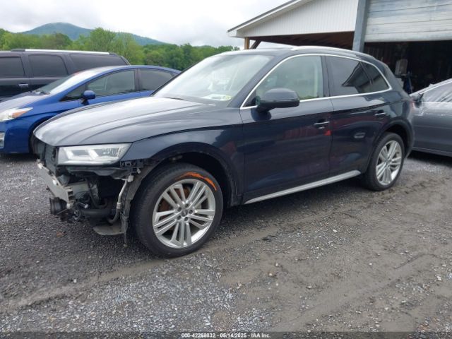 WA1CNAFY3J2141467 Audi Q5 2.0t Premium/2.0t Tech Premium