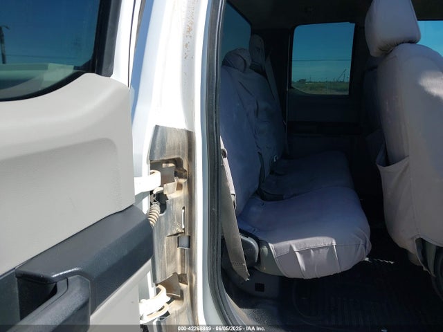 Ford F-250 Xl 2017 1FT7X2B61HEF24649 Image 8