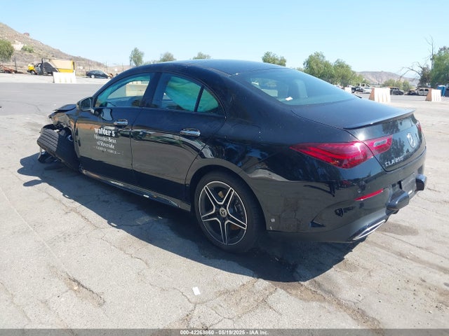 W1K5J4GB1SN482992 Mercedes-Benz m260