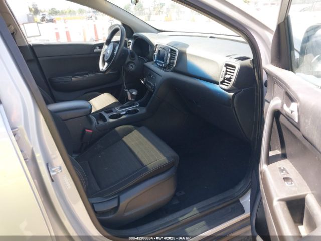 KNDPM3AC7J7423454 KIA Sportage Lx