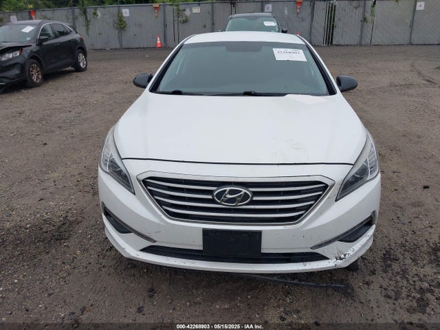 Продажа на аукционе авто 2015 Hyundai Sonata Se, vin: 5NPE24AFXFH230764, номер лота: 42268903